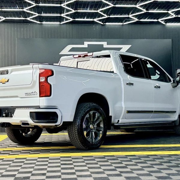 Chevrolet Silverado High Country 2025